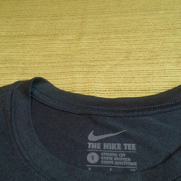 NFL LOS ANGELES RAMS FOOTBALL TEAM BEAUTIFUL TOP - Picture 2 of 4